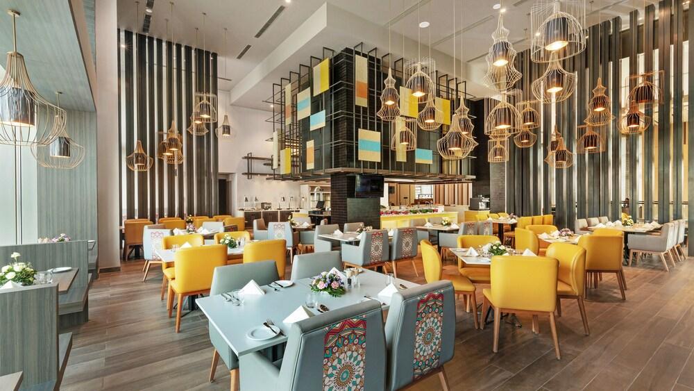 Grand Mercure Ahmedabad Gift City - An Accor Hotels Brand Гандинагар Экстерьер фото