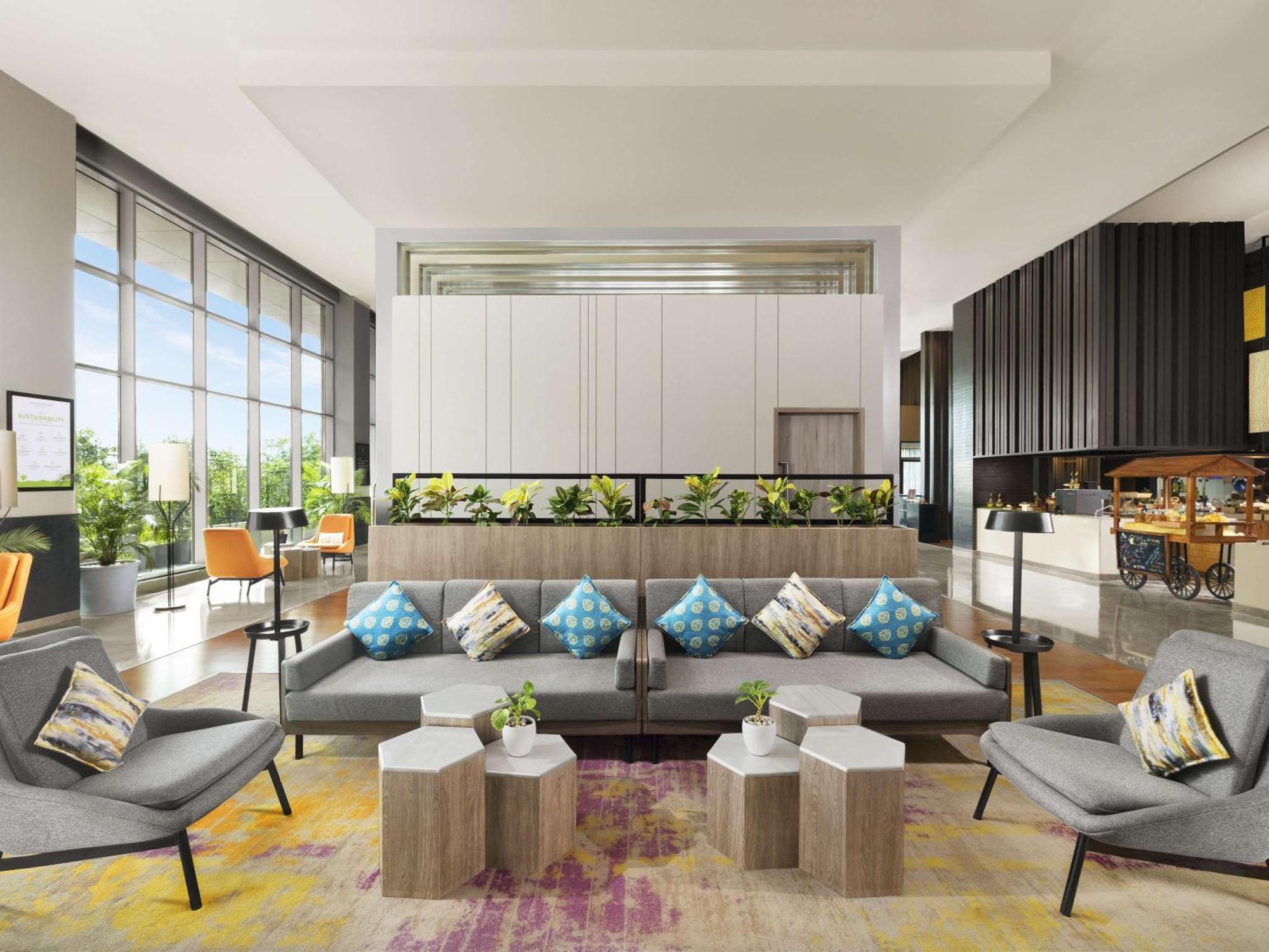 Grand Mercure Ahmedabad Gift City - An Accor Hotels Brand Гандинагар Экстерьер фото
