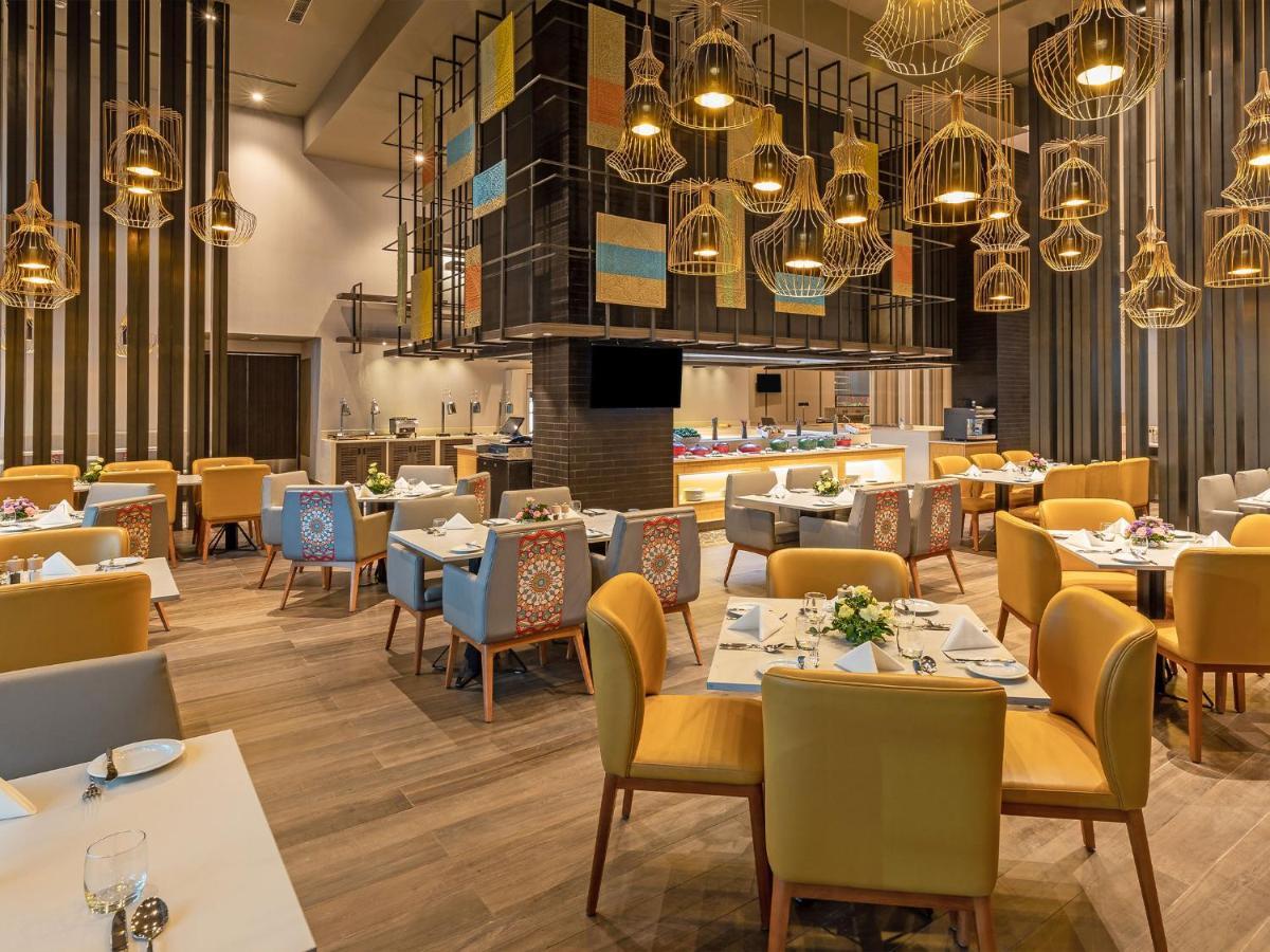 Grand Mercure Ahmedabad Gift City - An Accor Hotels Brand Гандинагар Экстерьер фото